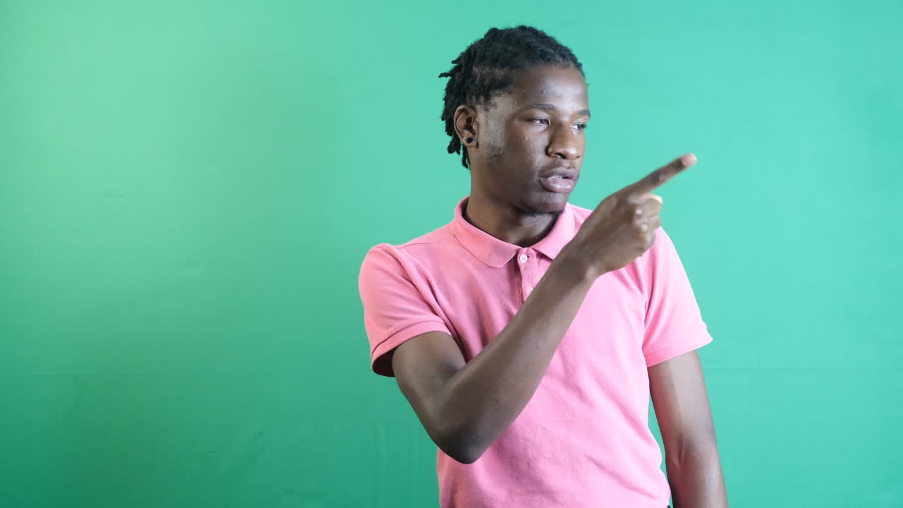 la pantalla de puntos del hombre