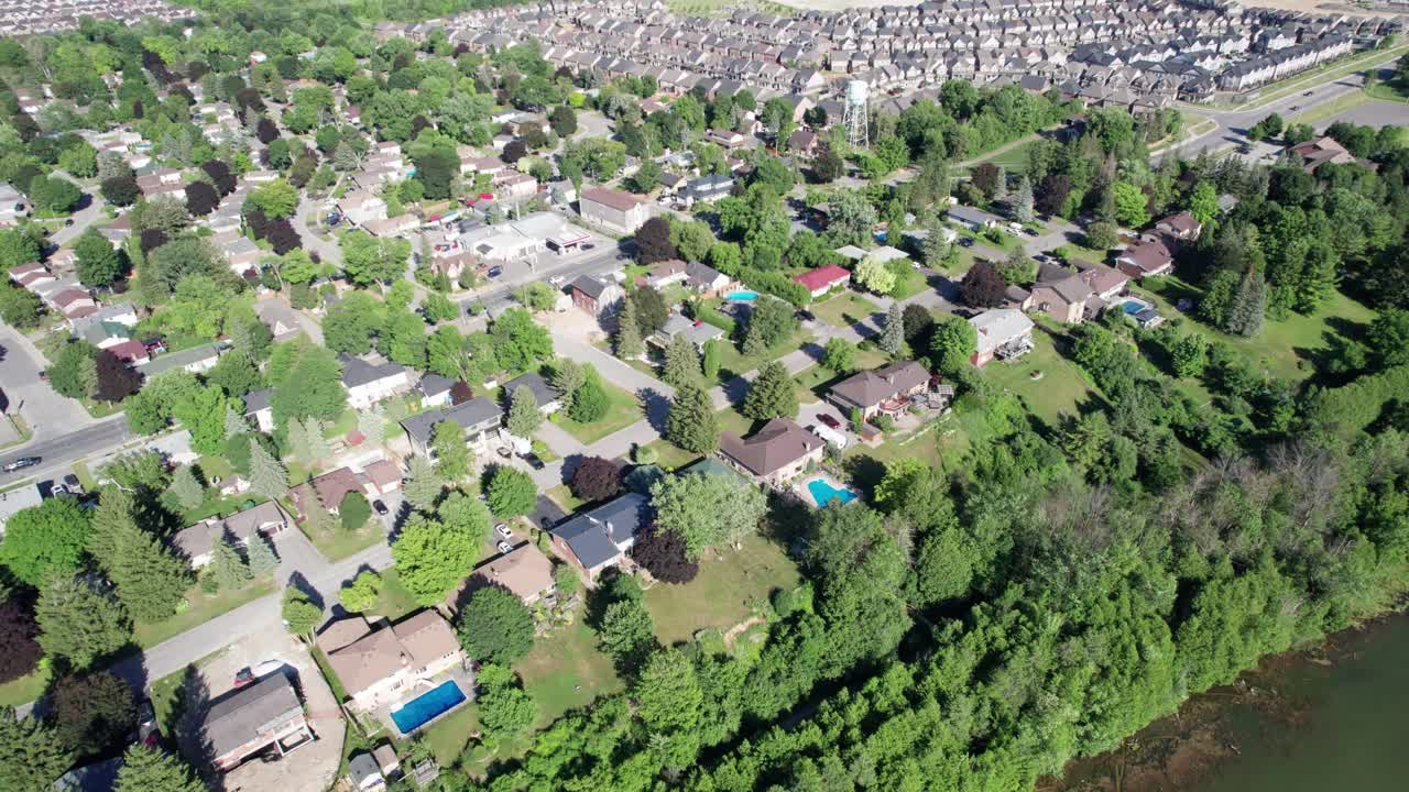 작은 마을 토트넘 뉴 테컴세스 커뮤니티 동네 비행