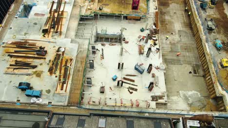 Toma-Panorámica-Del-Edificio-En-Construcción