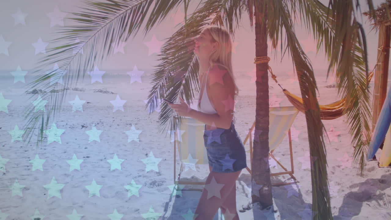 스마트폰을 사용하고 해변에서 미소를 짓는 백인 여성에 대한 여러 개의  ⁇ 박이는 별