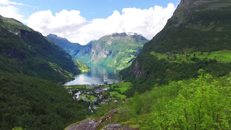 Geiranger-fjord,-Norway.