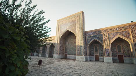 Registan-Samarkand-Stadt-Usbekistan-Innerhalb-Der-Tilya-Kari-Medresse-Islamische-Architektur-6-Von-38