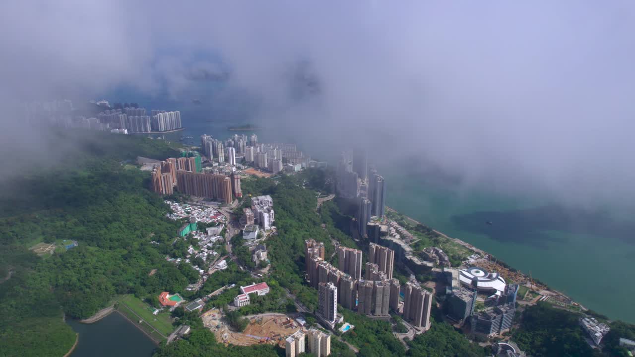 la belleza épica de la vista desde el alto oeste del pico, mirando hacia el sur de hong kong.