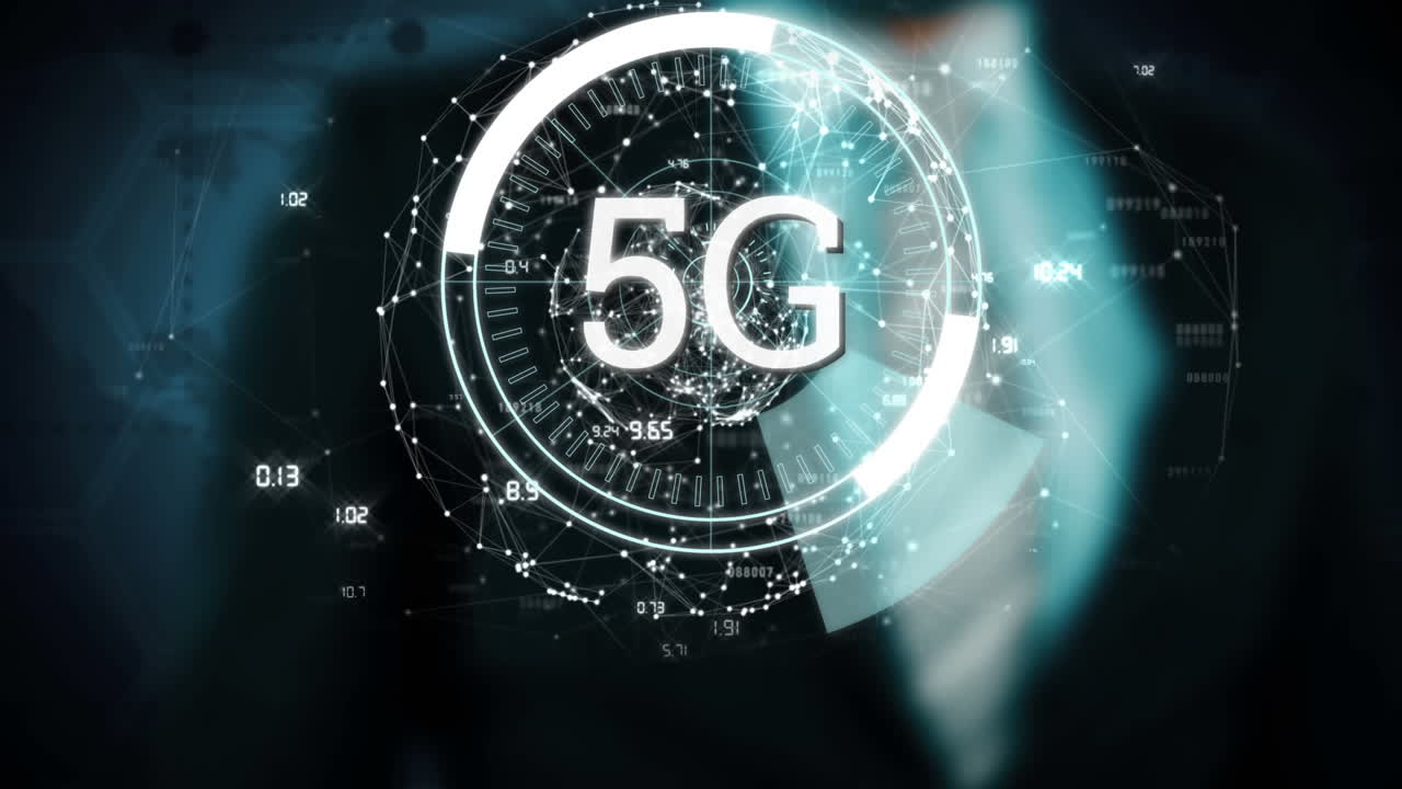 5g visualizzato in un cerchio con un uomo d'affari sullo sfondo
