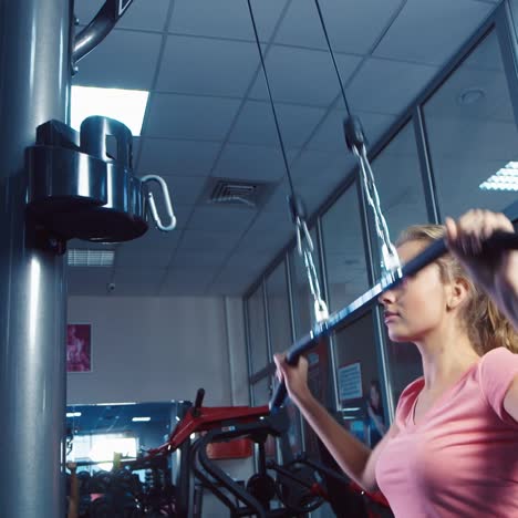 Portrait-of-an-attractive-woman-trains-in-a-gym-2