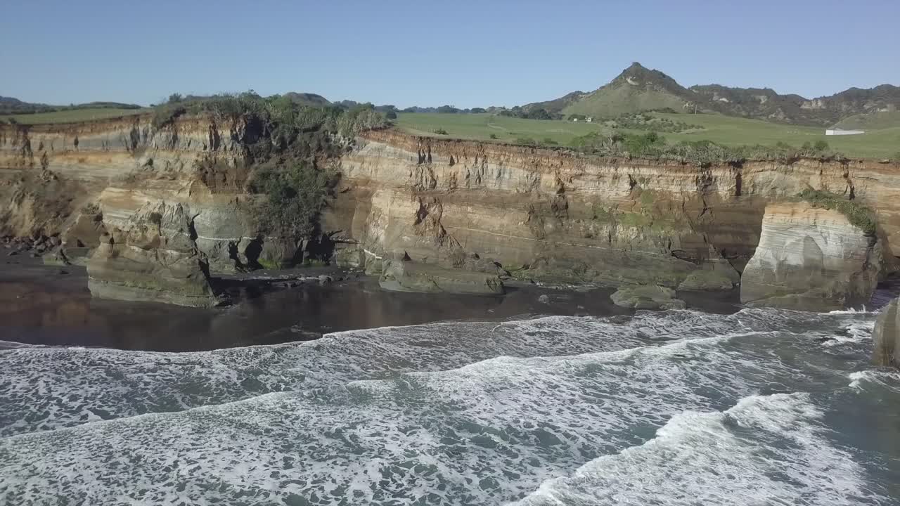 Coastal Cliffs and Ocean Views