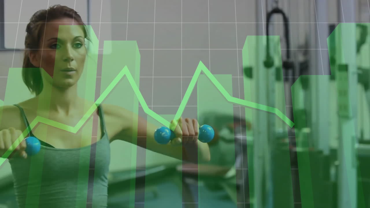 animación de procesamiento de datos financieros sobre mujer caucásica haciendo ejercicio en el gimnasio