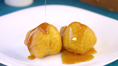 christmas buñuelos with honey