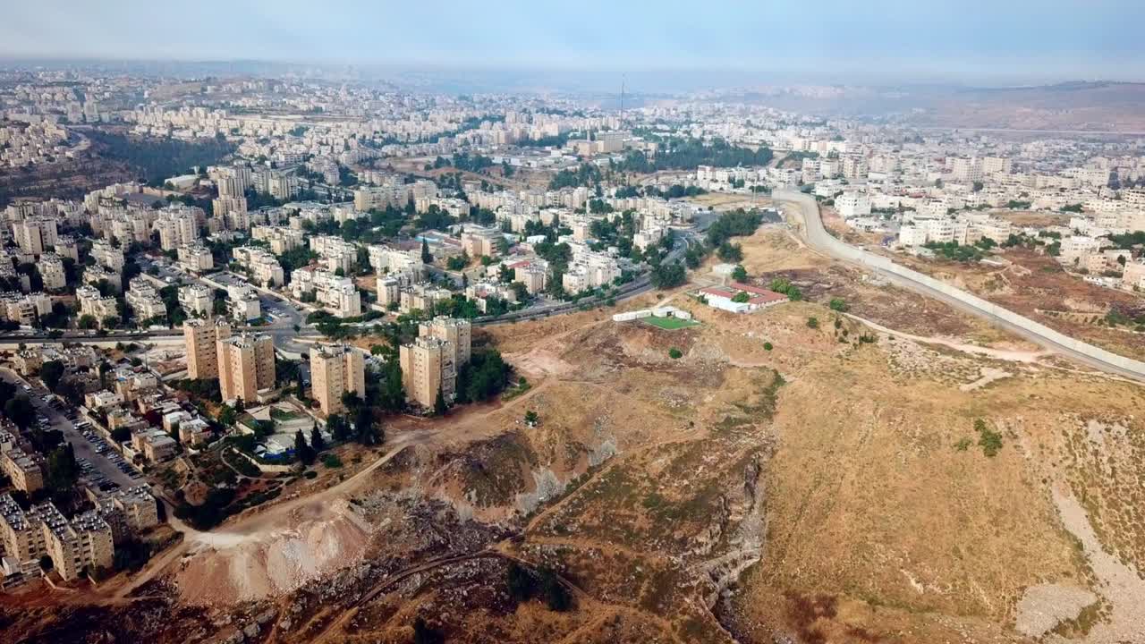 jerusalén y palestina divididas por un muro