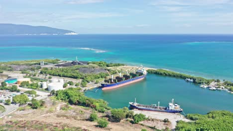 Panoramic-View-of-Puerto-De-Barahona-Province-In-Dominican-Republic---aerial-shot