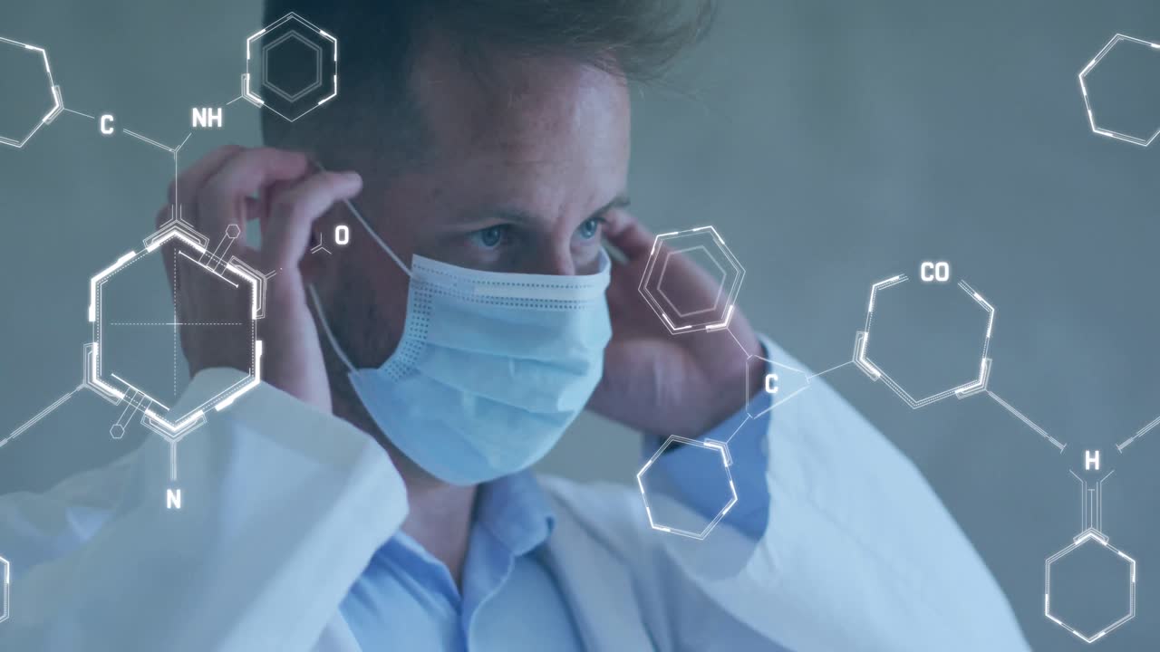 얼굴 마스크를 쓴 백인 남성 의사에 대한 화학 구조 및 데이터 처리 애니메이션