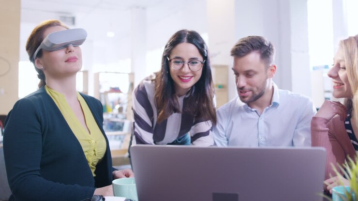 colaboración en equipo mediante el uso de virtual