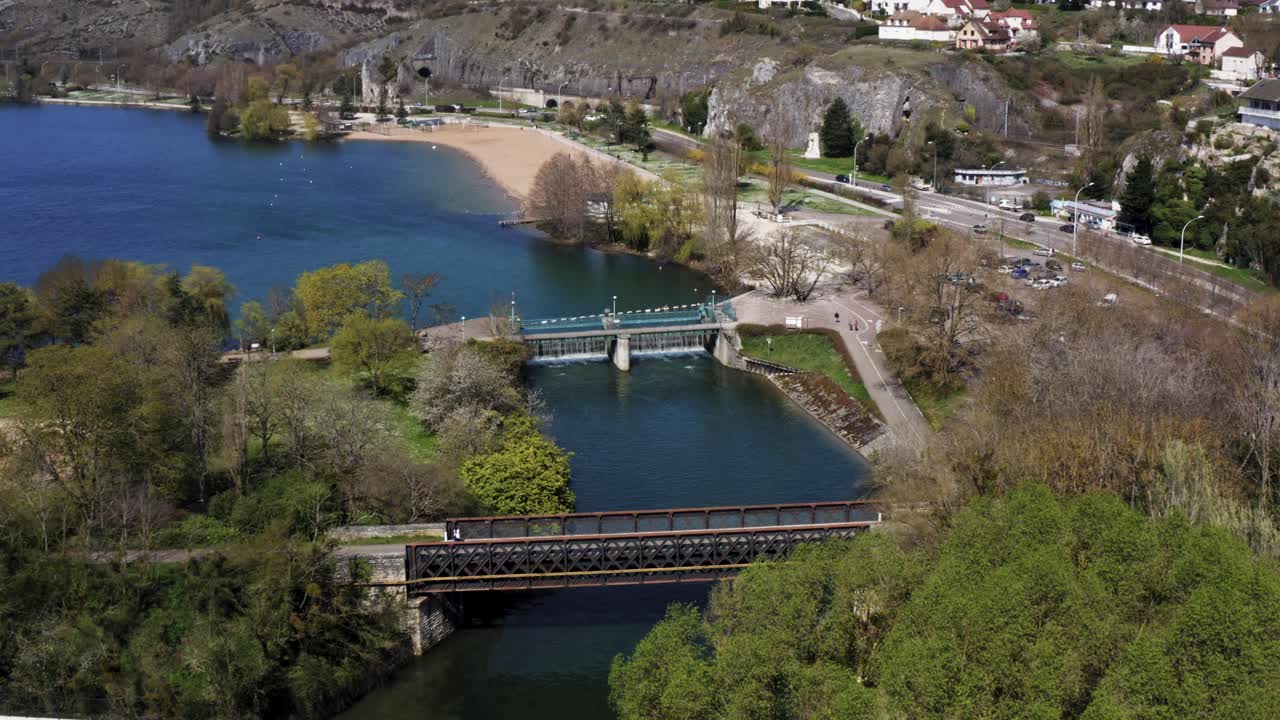 creación de energía a través de turbinas hidráulicas en entornos urbanos