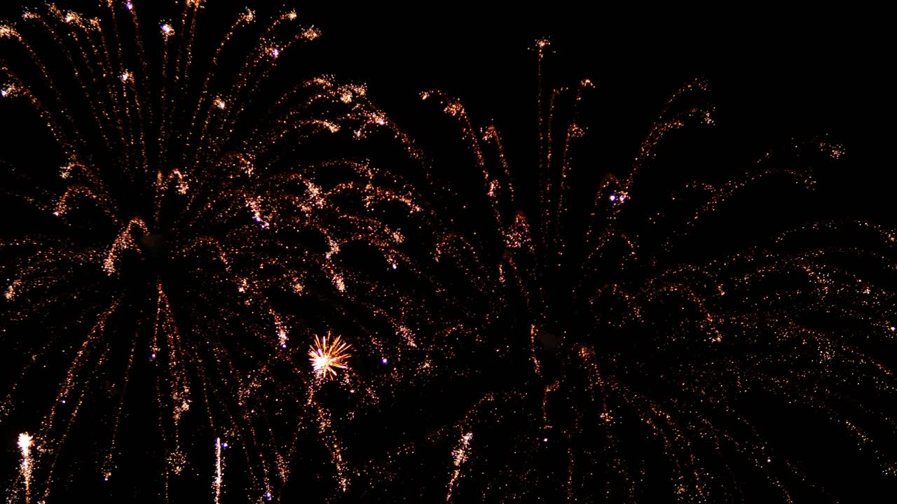 explosión de la noche estrellada en pattaya