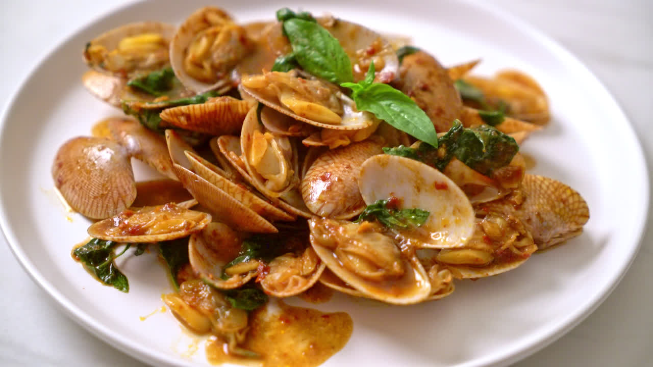 Stir Fried Clams with Roasted Chilli Paste