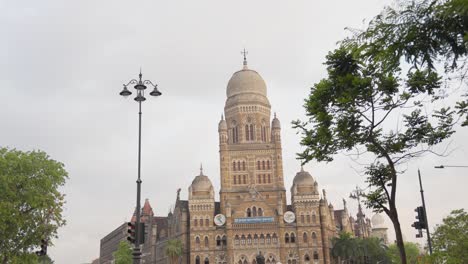 Außenansicht-Des-BMC-Gebäudes-Der-Brihanmumbai-Municipal-Corporation-In-Mumbai,-Indien