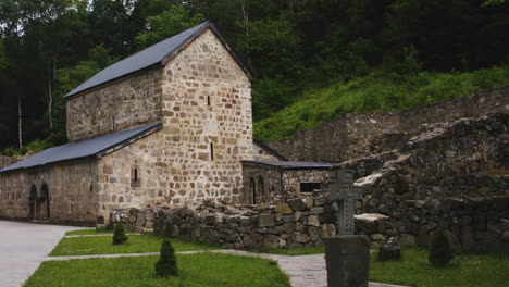 exemple de basilique à trois églises à chitakhevi église saint george