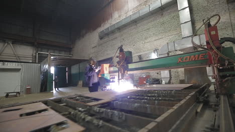 plasma cutting machine for sheet steel