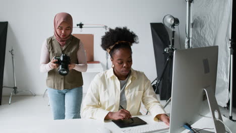 photographers working in studio