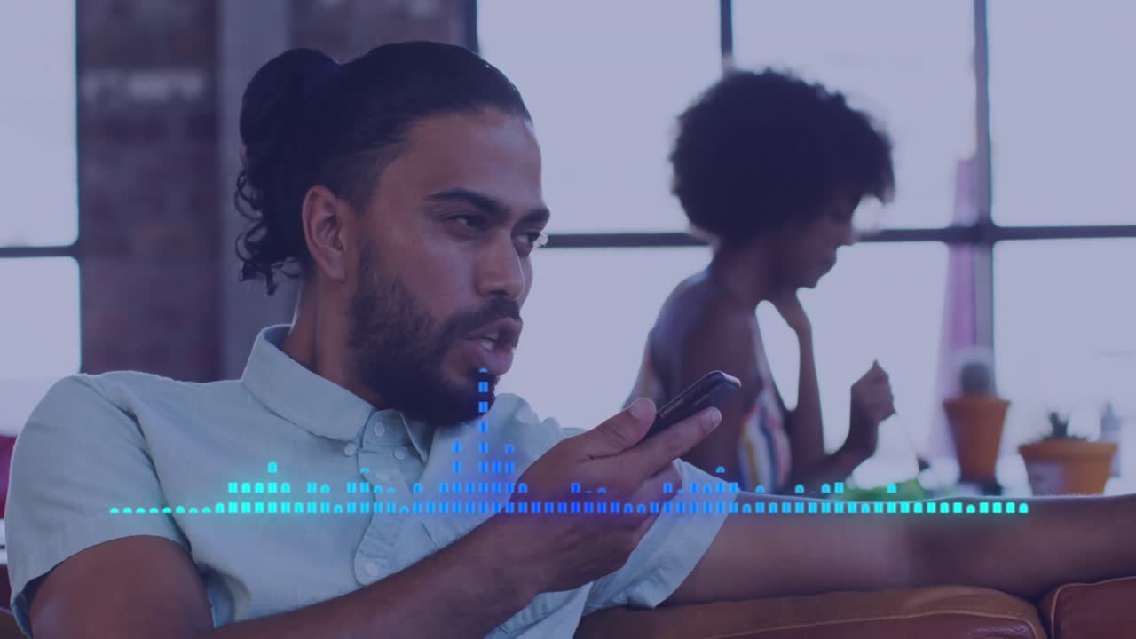 animación de columnas en movimiento sobre un hombre de negocios biracial hablando en un teléfono inteligente