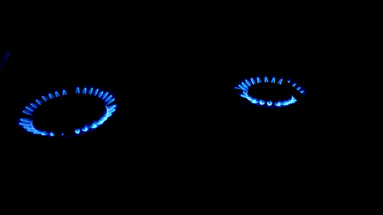 스토브에 가스 버너 불.