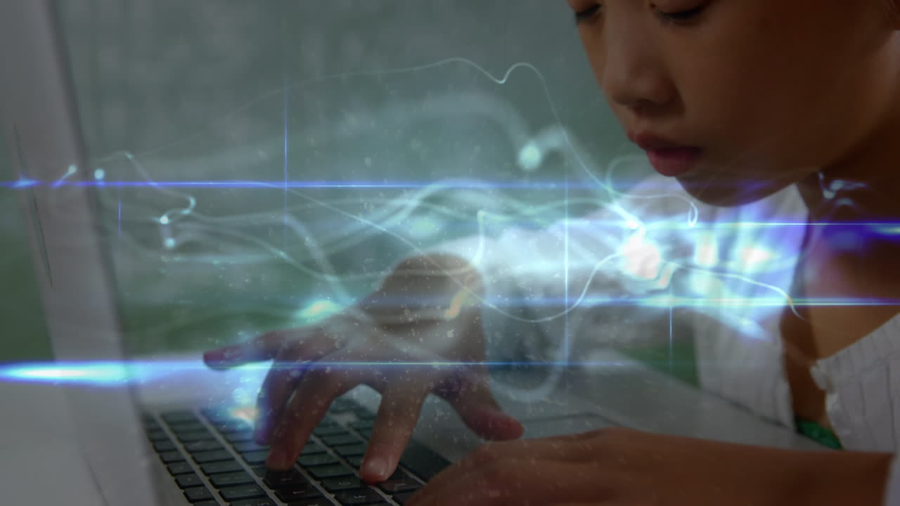 ondas digitales azules contra una chica asiática que usa una computadora portátil en la escuela
