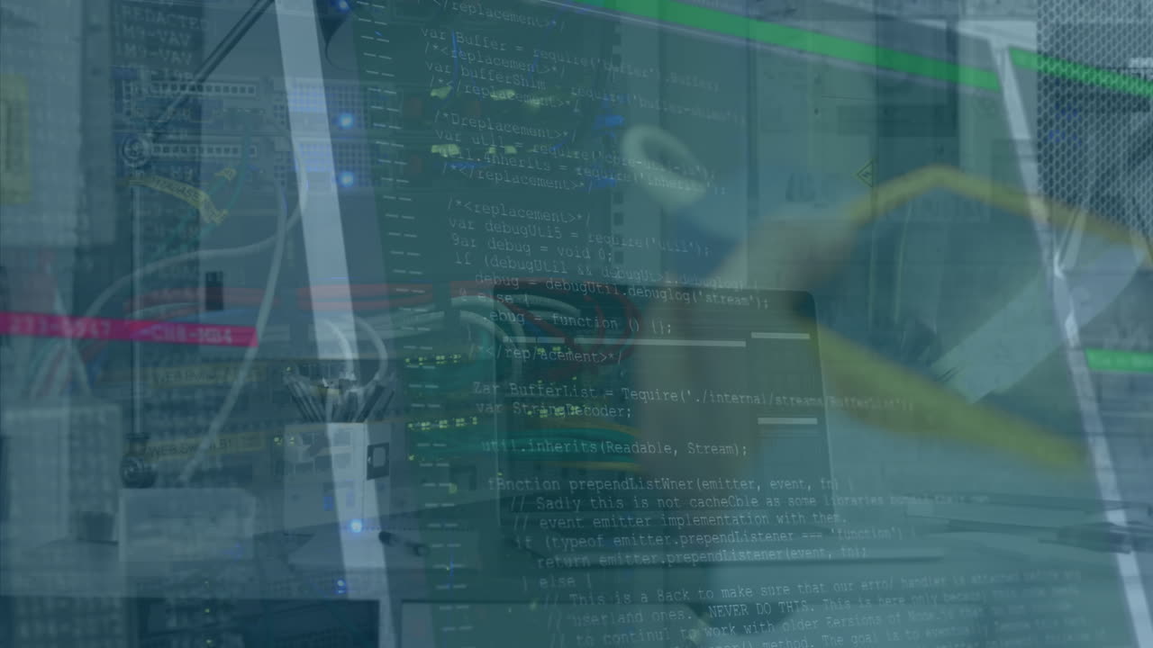 animación del procesamiento de datos financieros a través de una computadora portátil en la sala de servidores