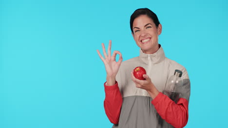 fitness, de acuerdo y una mujer con una manzana