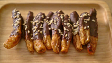 solar-sun-dried-banana-chocolate-coating-or-banana-dipped-chocolate