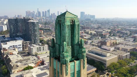 Buena-Antena-Del-Edificio-Histórico-Art-Deco-De-Bullocks-Wilshire-Y-Copper-Summit-En-Los-Ángeles,-California-1