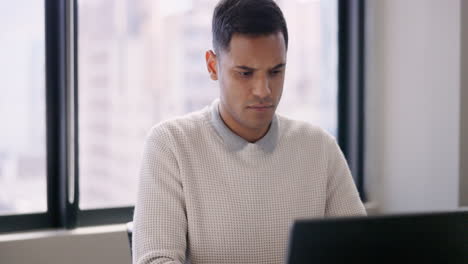 Problemlösung,-Laptop-Oder-Geschäftsmanndenken