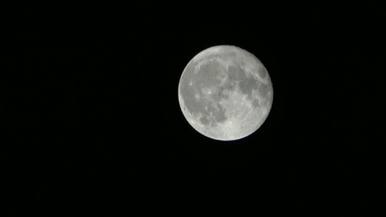 lua cheia na noite,