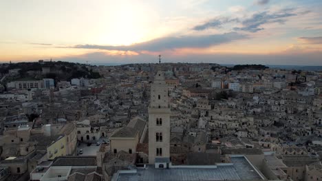 Aerial-video-of-the-church-of-Matera-in-Basilicata,-southern-Italy