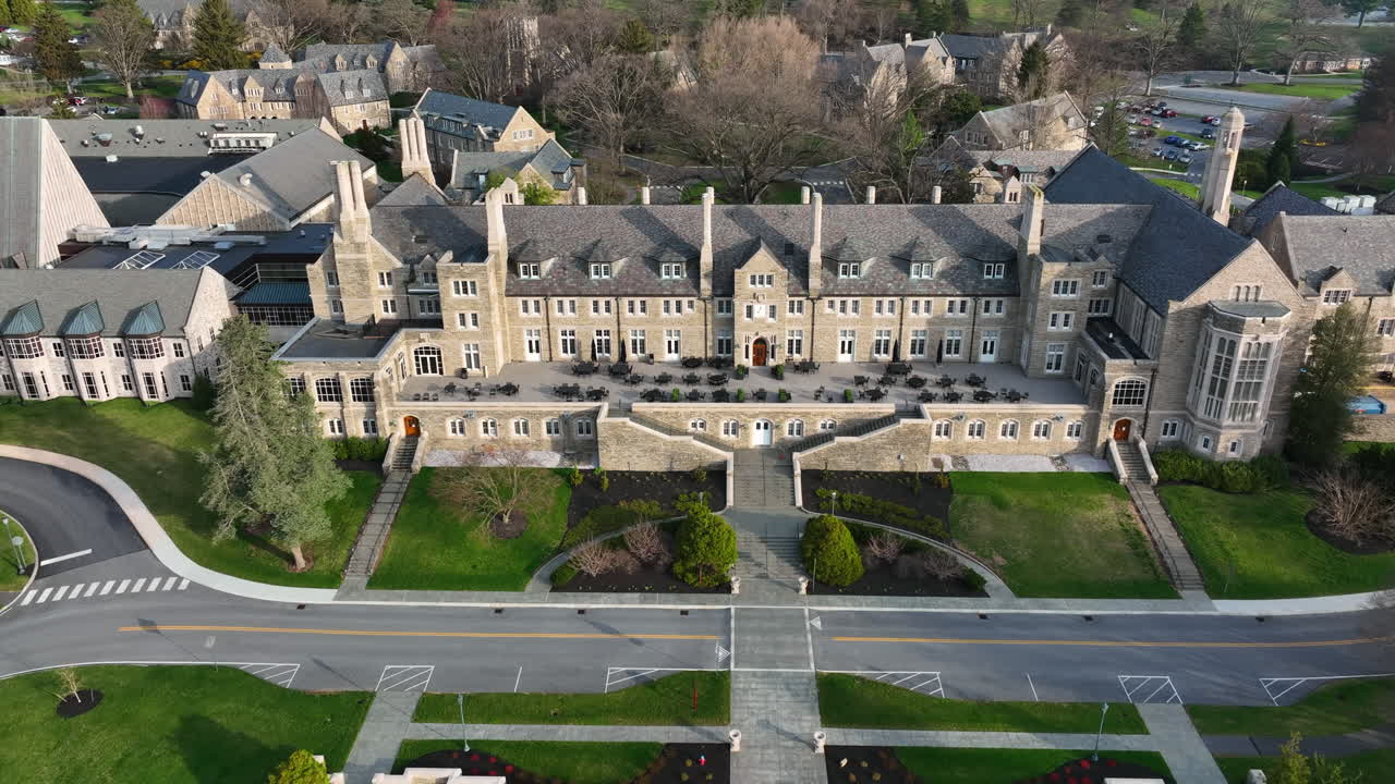 고딕 양식의 석조 건축물