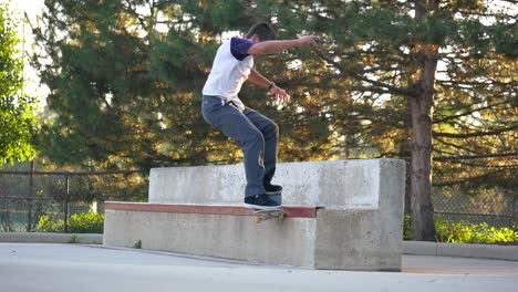 sunset-skateboard-trick-at-the-skatepark