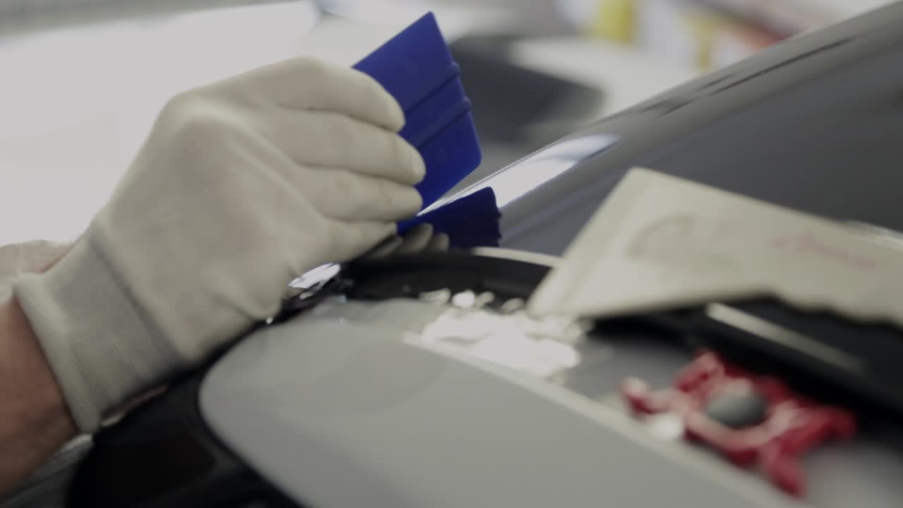 Applying Car Wrap or Vinyl to a Vehicle