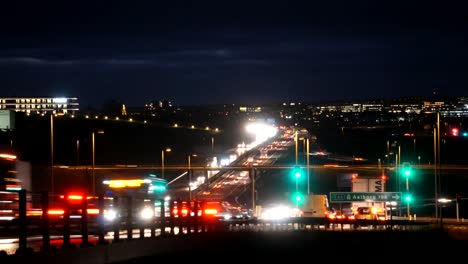 Timelapse-De-Una-Mañana-Con-Mucho-Tráfico,-Cerca-De-Aarhus,-Dinamarca