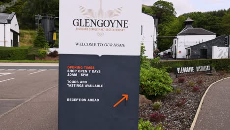 entrance sign and pathway to glengoyne distillery