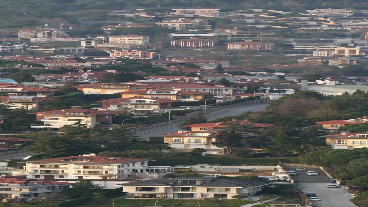 이스탄불의 모스크가 있는 주거 지역