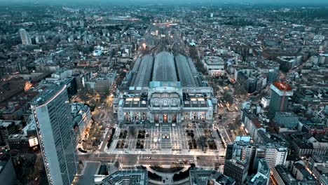 Drone-footage-of-Milan,-Italy