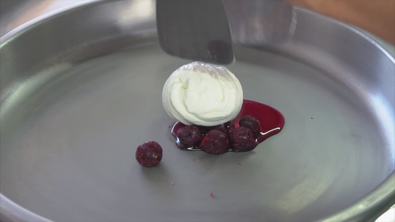 haciendo helado de cereza