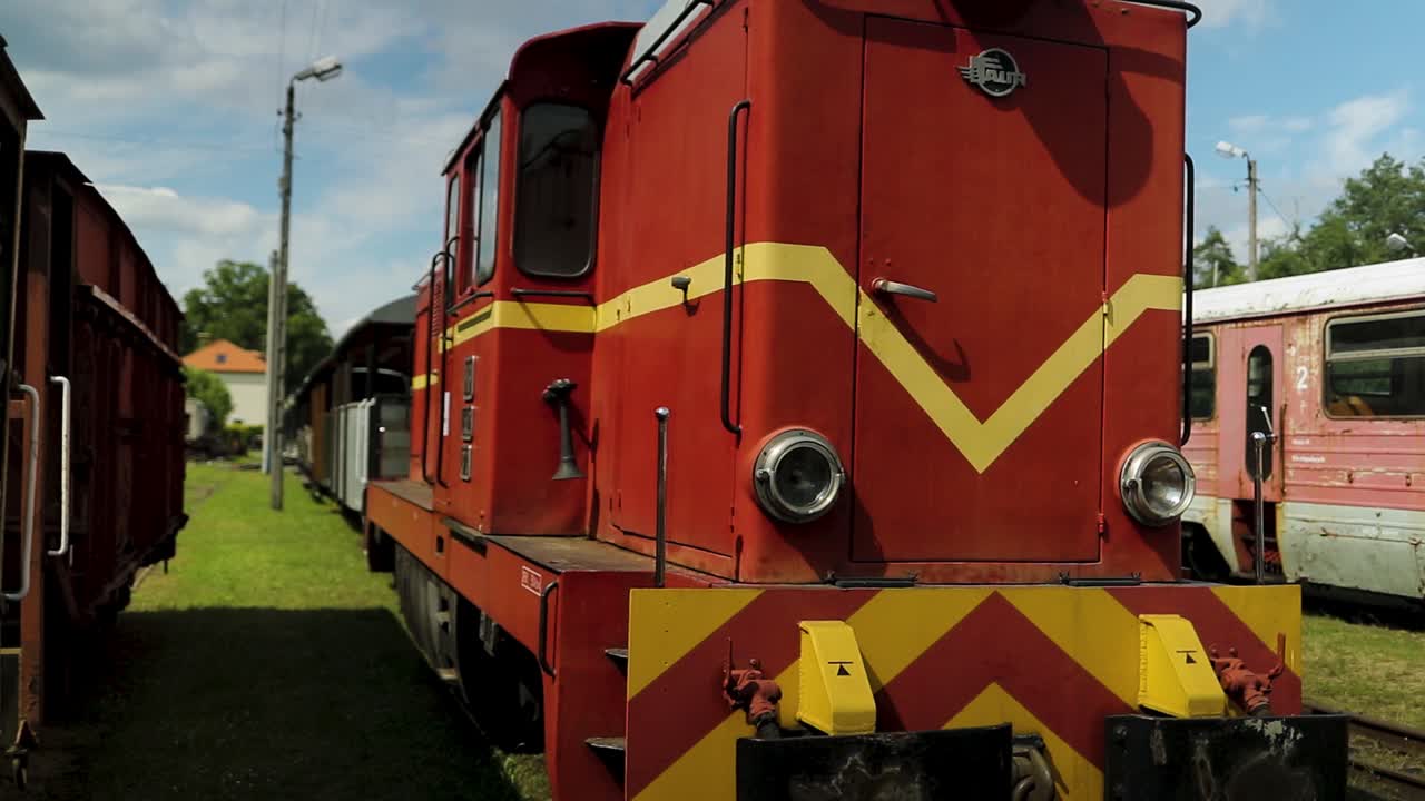 개조된 빈티지 기관차