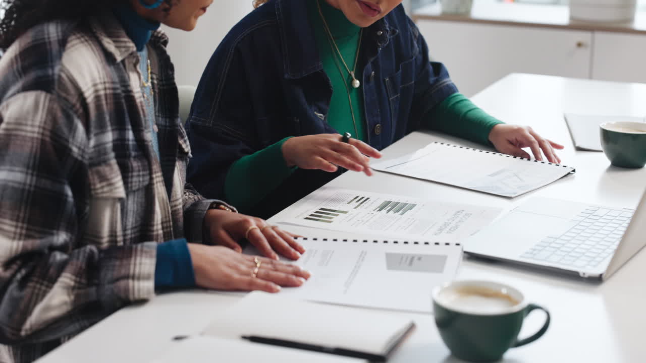 비즈니스 회의 및 협업