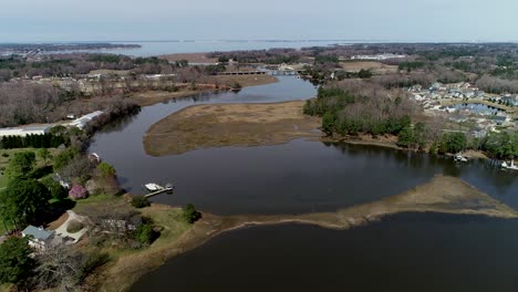 Vuelo-De-Dron-Desde-Bennetts-Creek-Park-En-Suffolk-Virginia-Hasta-Us-17-Siguiendo-El-Arroyo