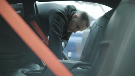 professional car detailing – washing, ceramic coating, and interior cleaning