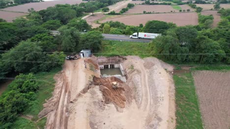 Trench-excavation-for-new-aqueduct