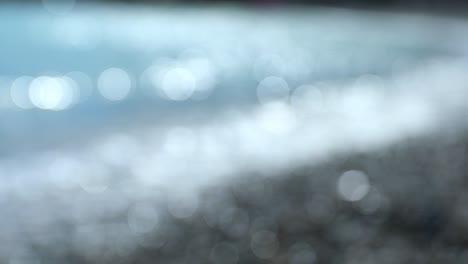 abstract bokeh de círculos de agua de mar blanca
