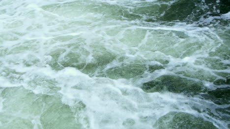 espuma de agua en cámara lenta