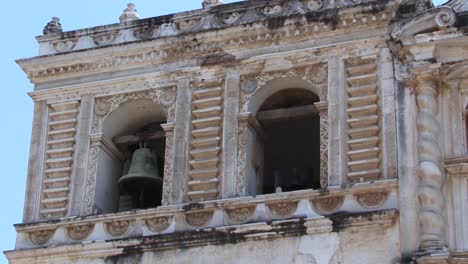 Bell-tower-of-San-Francisco-Church-in-Antigua,-Guatemala