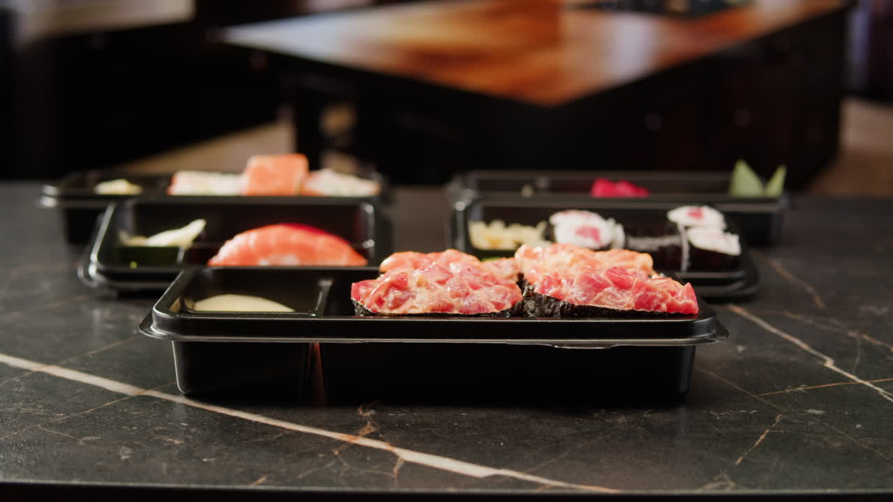 수시 컨테이너를 꺼내